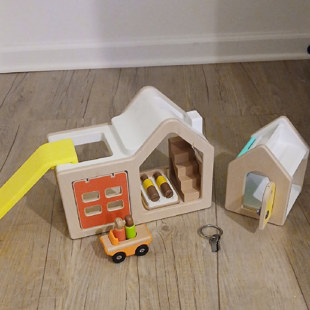 LOVEVERY House Playset with Yellow Slide